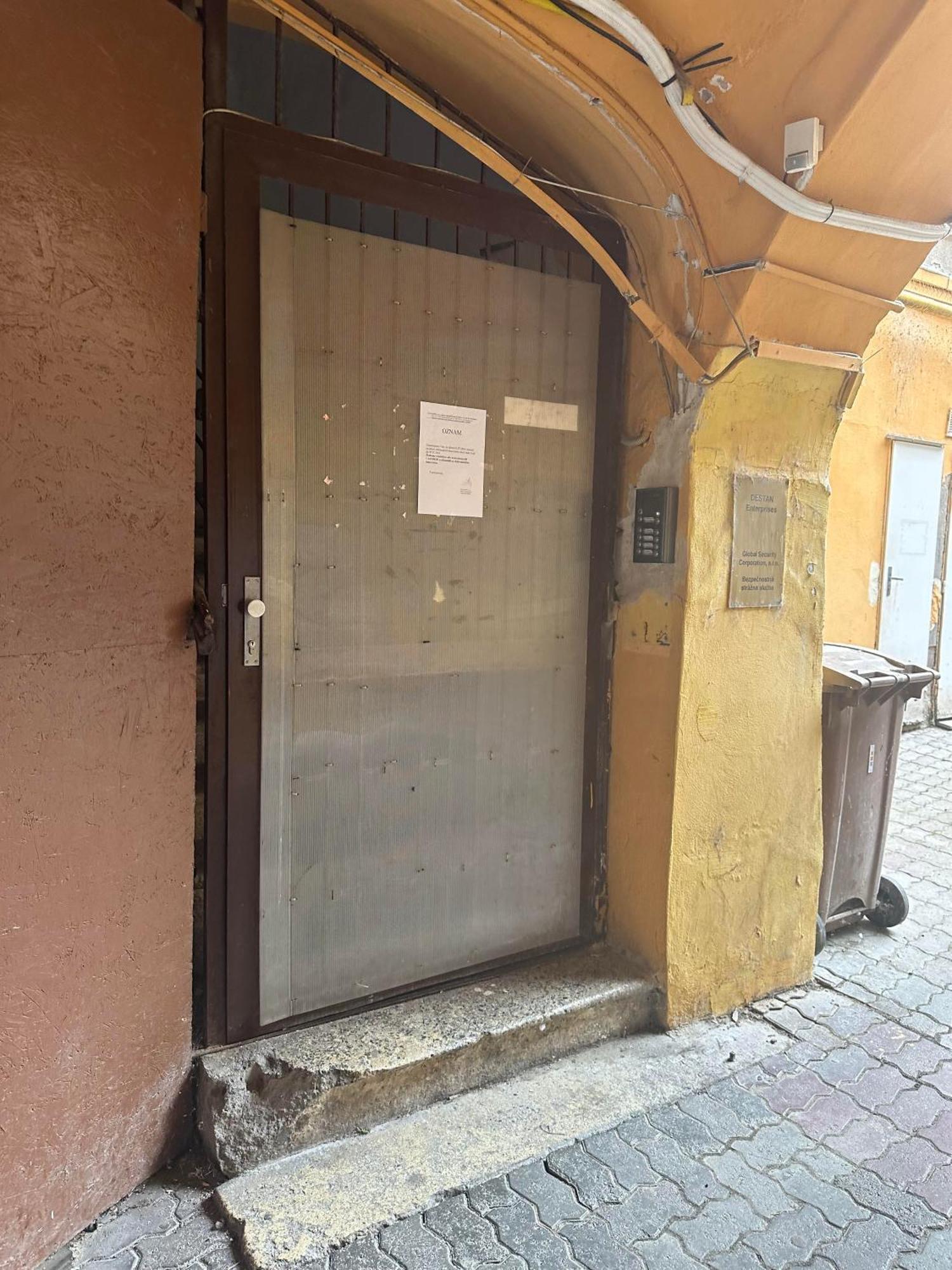 A Private Room In City Center In Pressburg Exterior foto