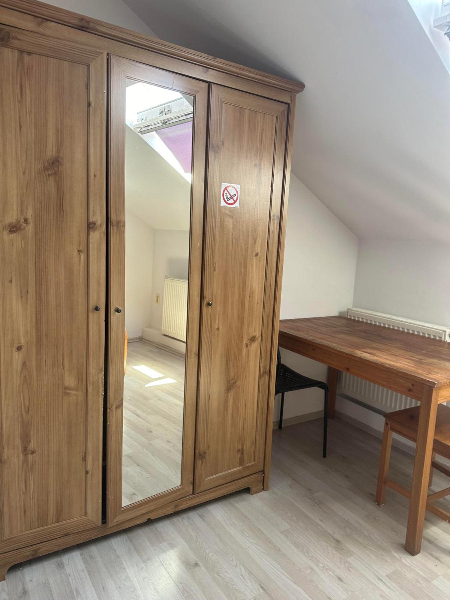 A Private Room In City Center In Pressburg Exterior foto